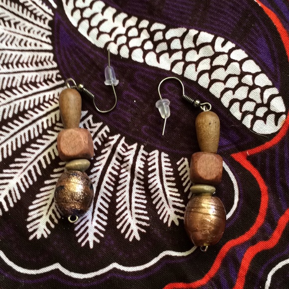 Beautiful handmade airings - Picture 2 of 2